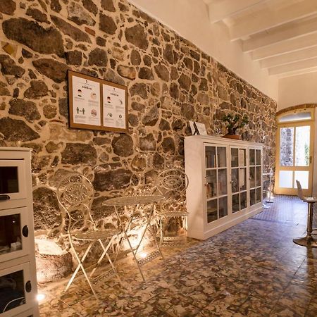 Bed and Breakfast Domo Sa Barra Сант-Антиоко Экстерьер фото