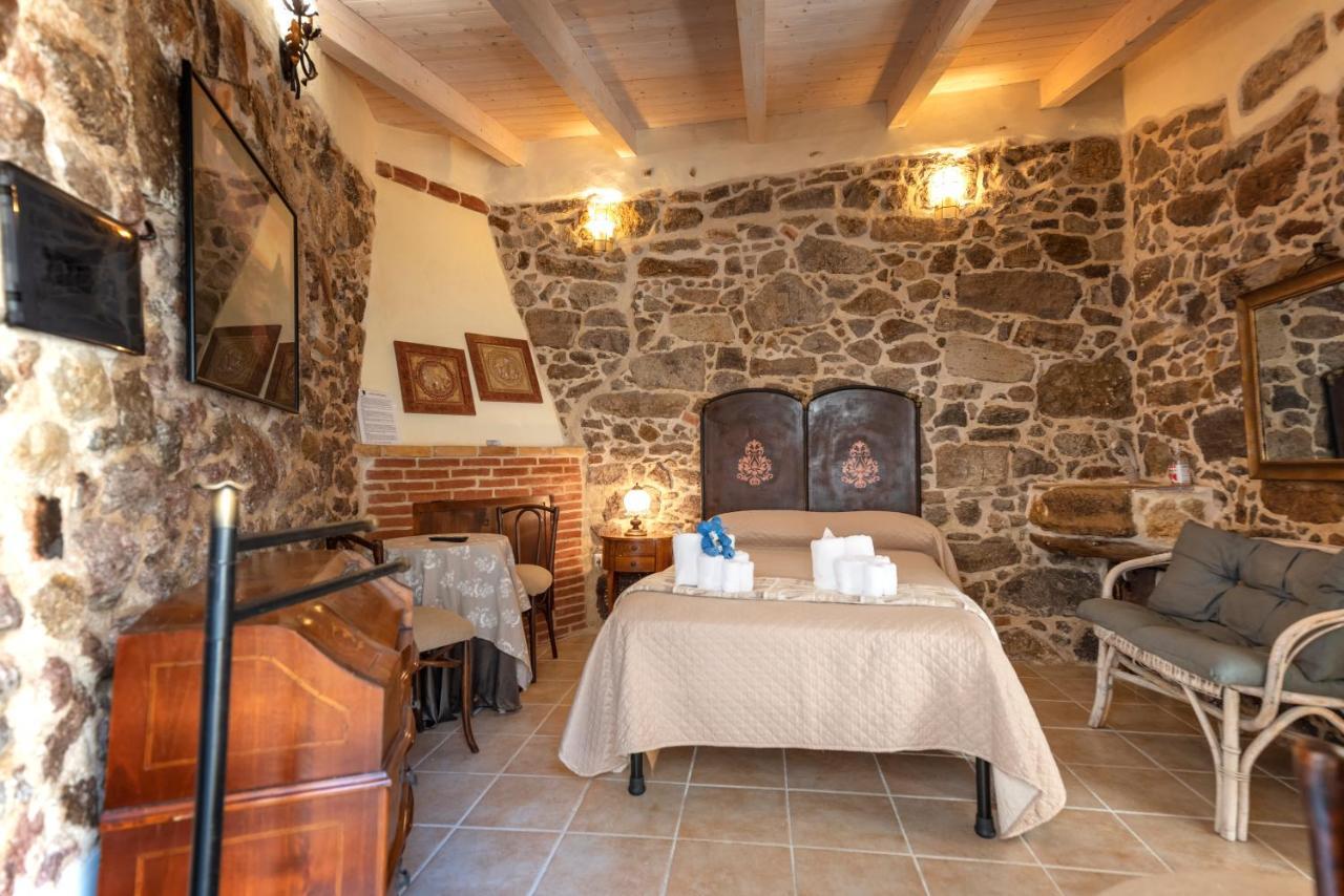 Bed and Breakfast Domo Sa Barra Сант-Антиоко Экстерьер фото