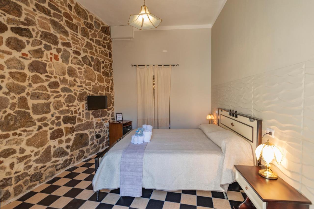 Bed and Breakfast Domo Sa Barra Сант-Антиоко Экстерьер фото