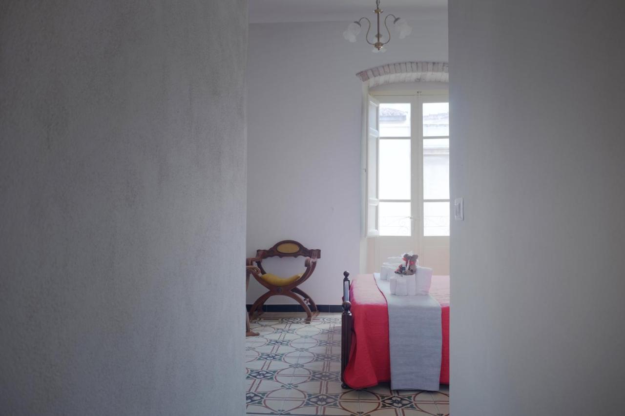 Bed and Breakfast Domo Sa Barra Сант-Антиоко Экстерьер фото